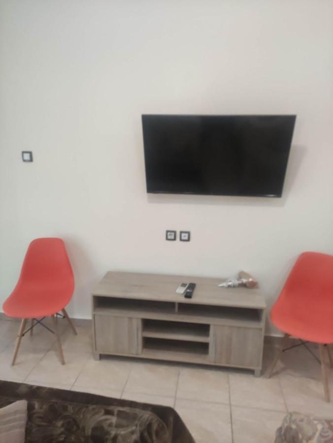 G M 3 Rooms Kentpo In The Heart Of The City Larissa Ngoại thất bức ảnh